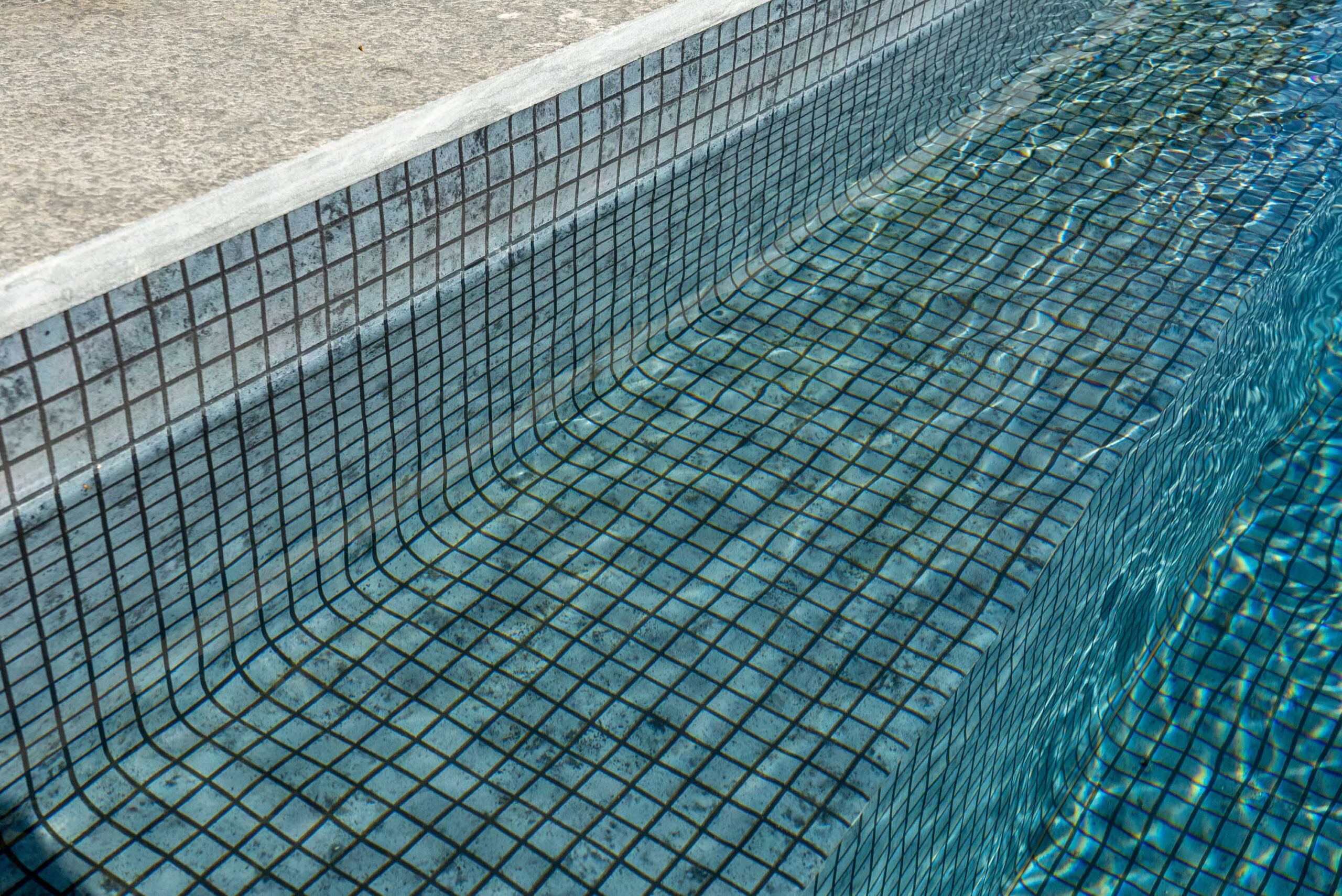 Пленка ПВХ для бассейна Haogenplast Matrix Silver Black Strip 3D мозаика